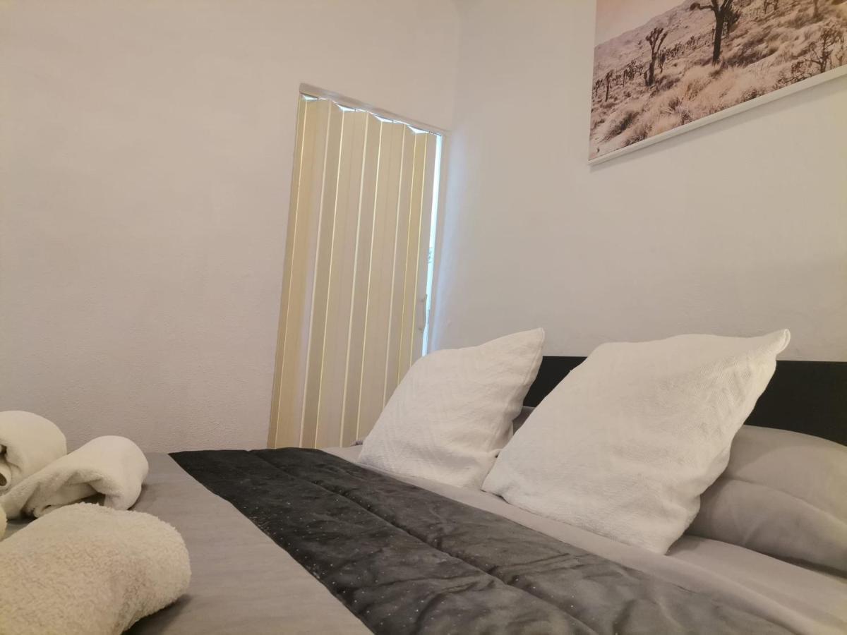 Evora Romana Alojamentos T2 Aqueduto Ngoại thất bức ảnh